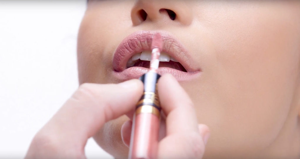 Ultimate Liquid Lipstick by Astra - Rossetto + Top Coat - immagine 2