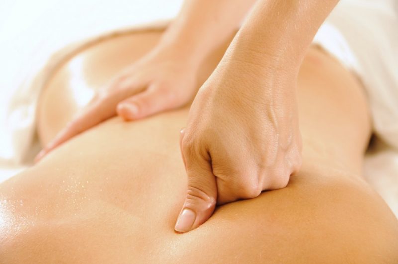 tecnica massaggio decontratturante