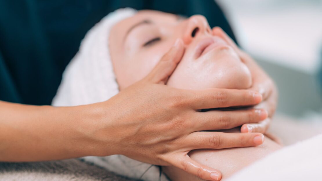 pulizia viso fatta in casa